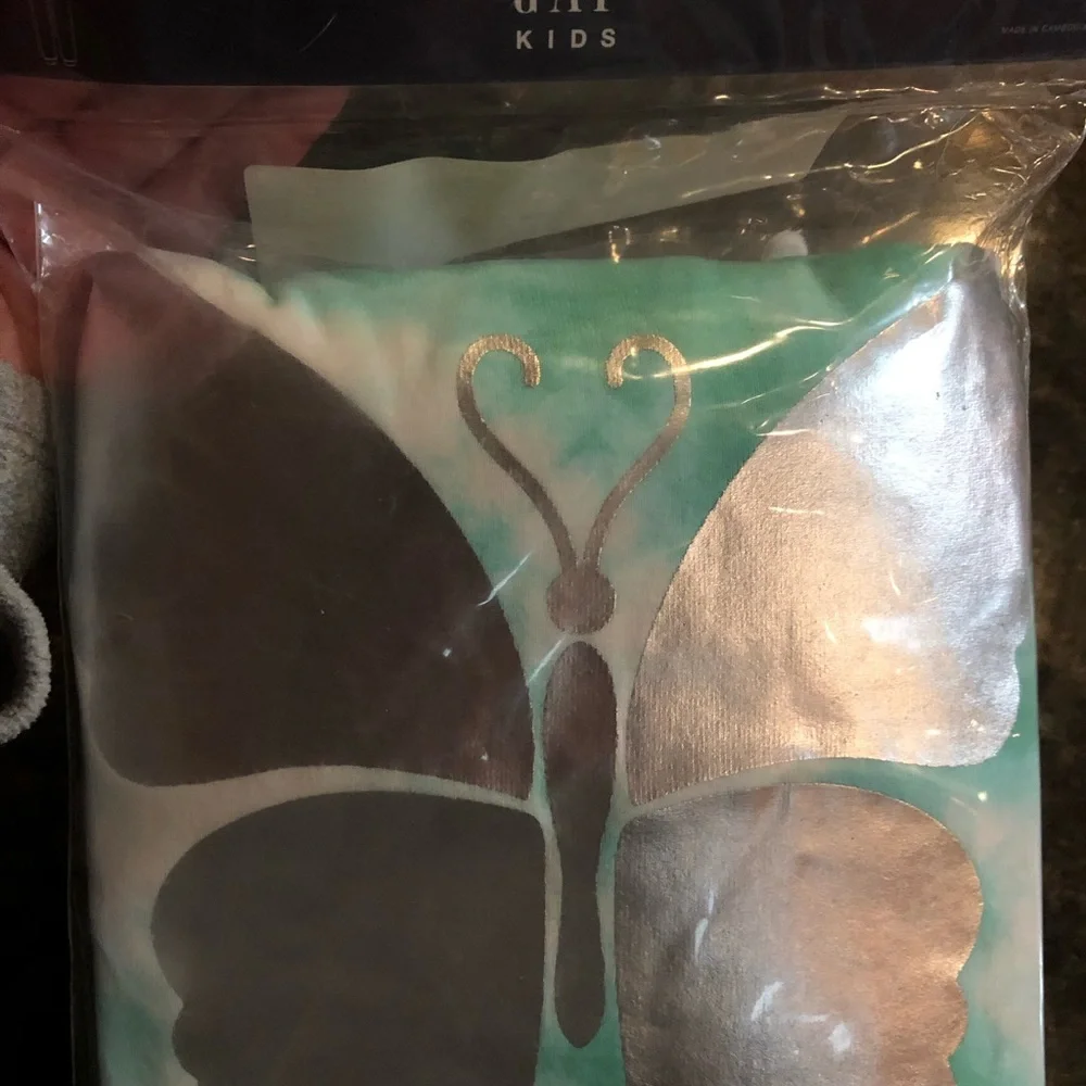 Gap PJ’s for girls. Size 12. NWT - Picture 8 of 9